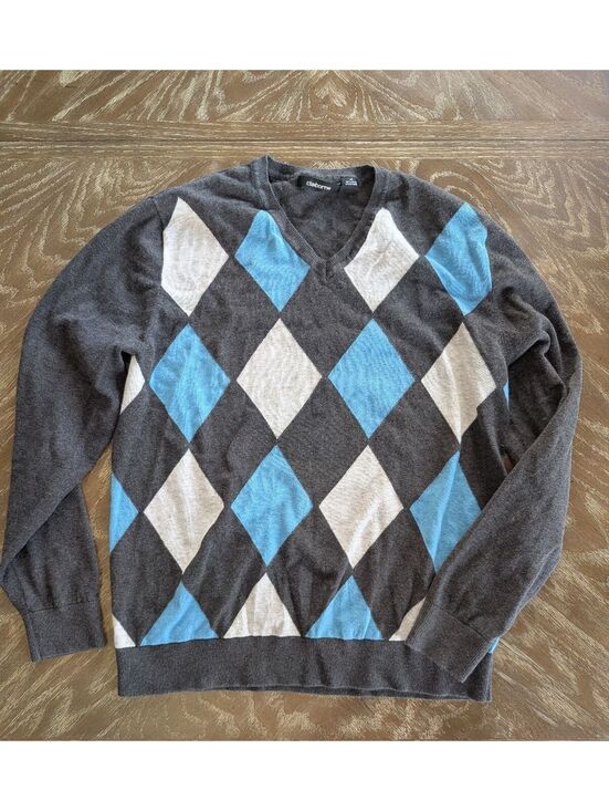 Claiborne Other - Claiborne Y2K V-neck argyle sweater